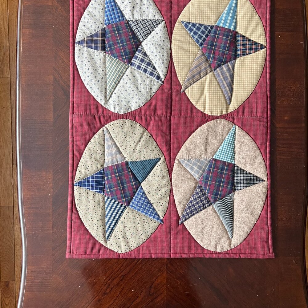 Handstitched Hand-Quilted Patchwork Primitive Colonial Star Quilt Table Topper - Picture 7 of 13